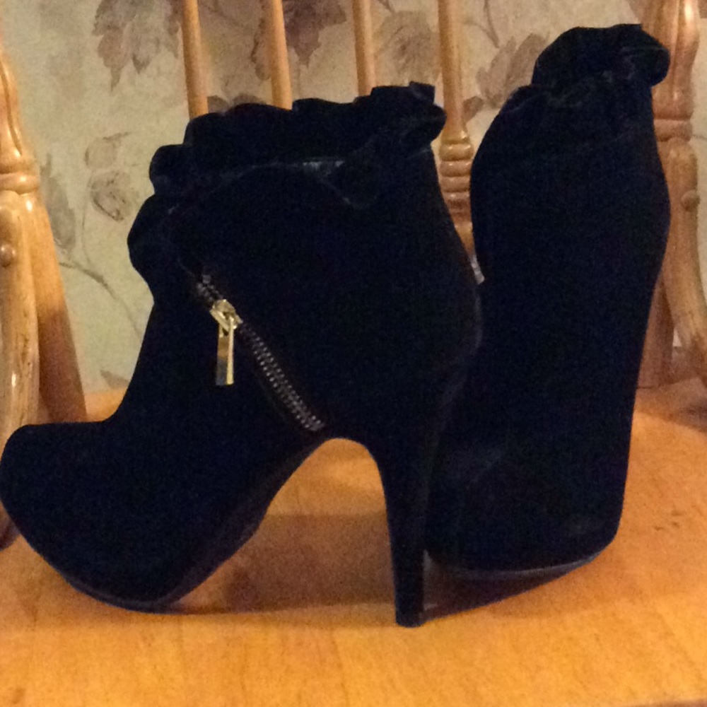 Bamboo suede ankle boots women sz 9